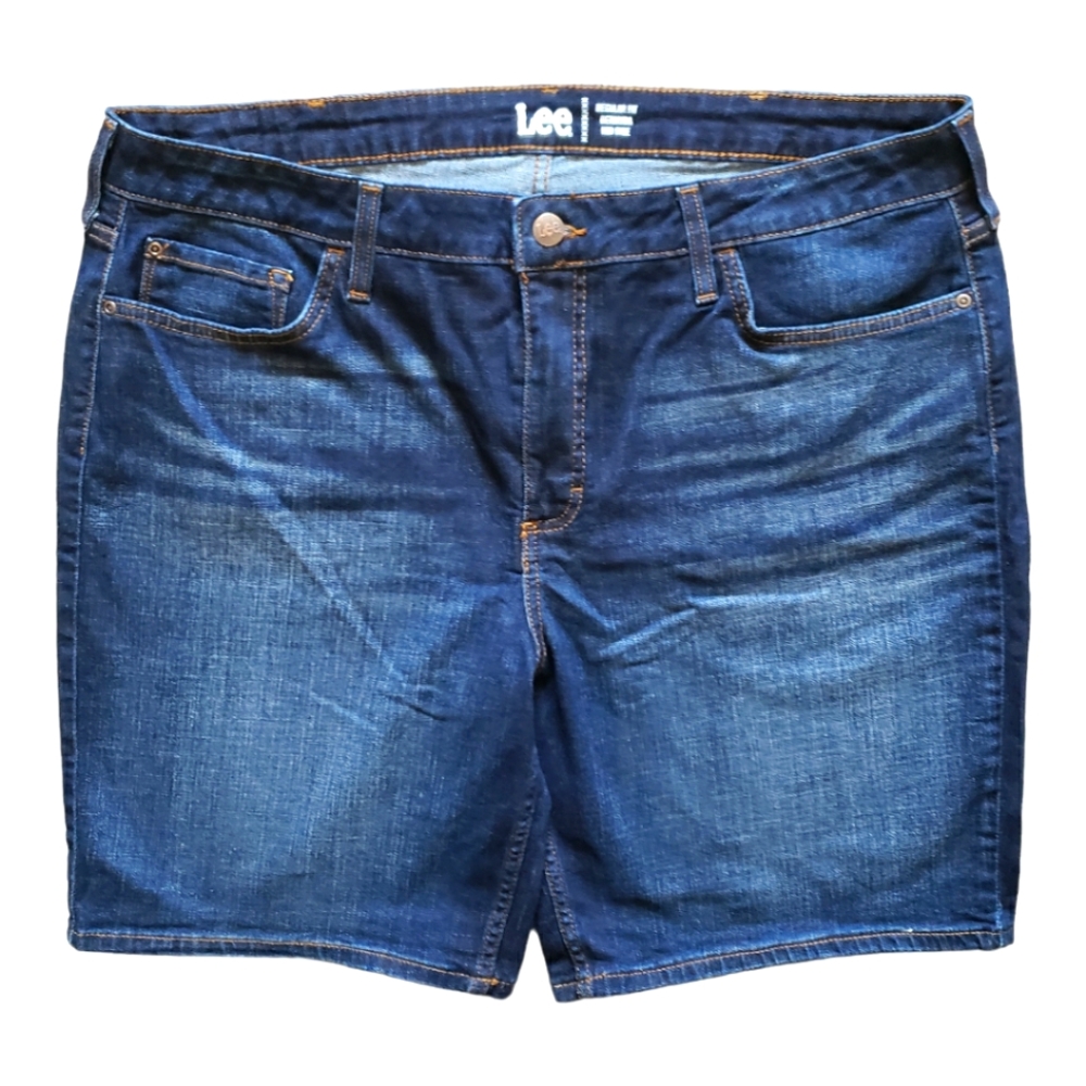 Lee Womens Regular Fit Summer Bermuda Midrise Dark Wash Jean Shorts Size 22M